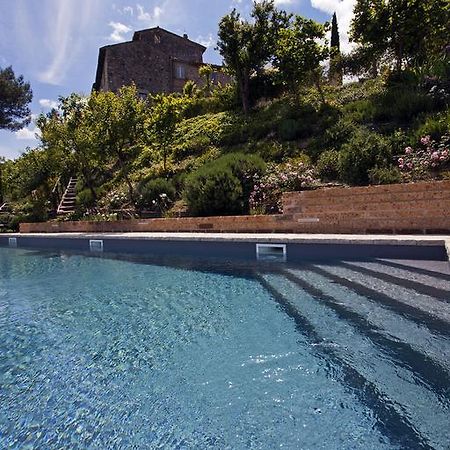 Gli Appartamenti Di Torre Bertona Todi Luaran gambar