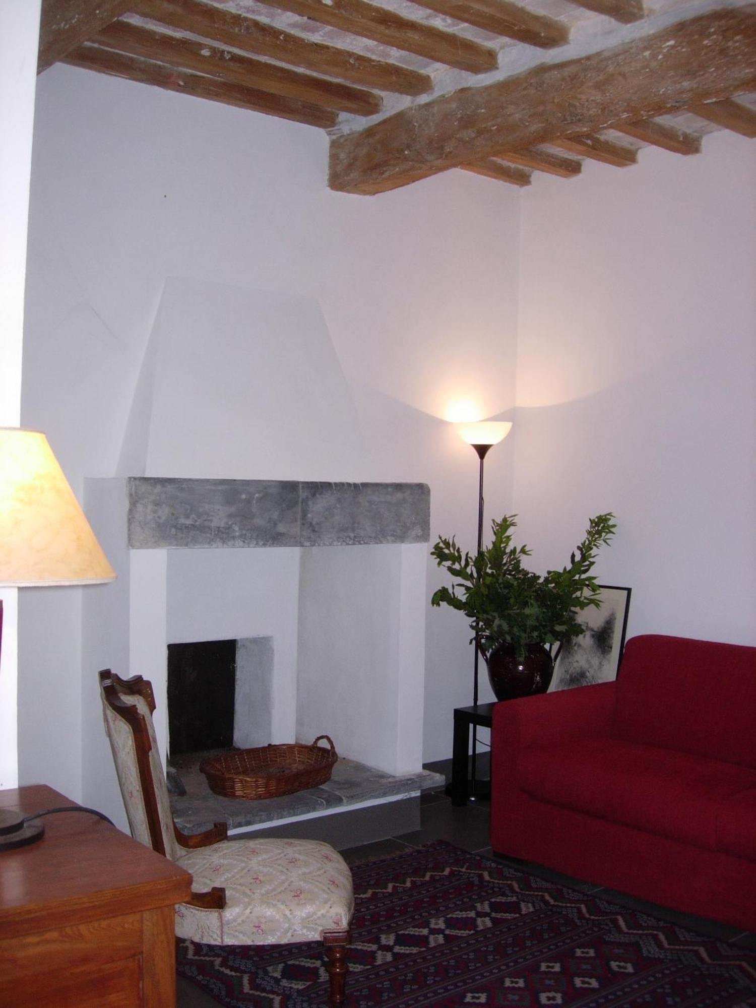 Gli Appartamenti Di Torre Bertona Todi Luaran gambar